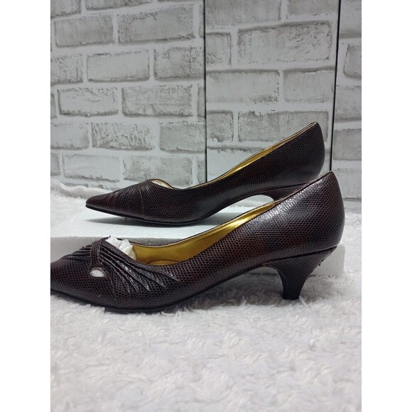 Miss Me Brown Women's Pointed Toe Kitten Heels Size 8 - Picture 3 of 9